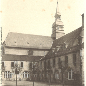 Ancien couvent des Bénédictines in Ch Bellier-Dumaine Histoire du collège de Dinan Rennes Oberthur 1897 (Coll Bibliothèque municipale de Dinan)